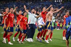 开云体育平台APP-决赛前传奇球员逐鹿欧洲赛场