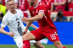 开云下载-关于荷兰不敌波兰，小组战绩有所下滑的信息