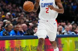 开云足球直播-快船巨星：莱昂纳德抢眼成为最佳球员