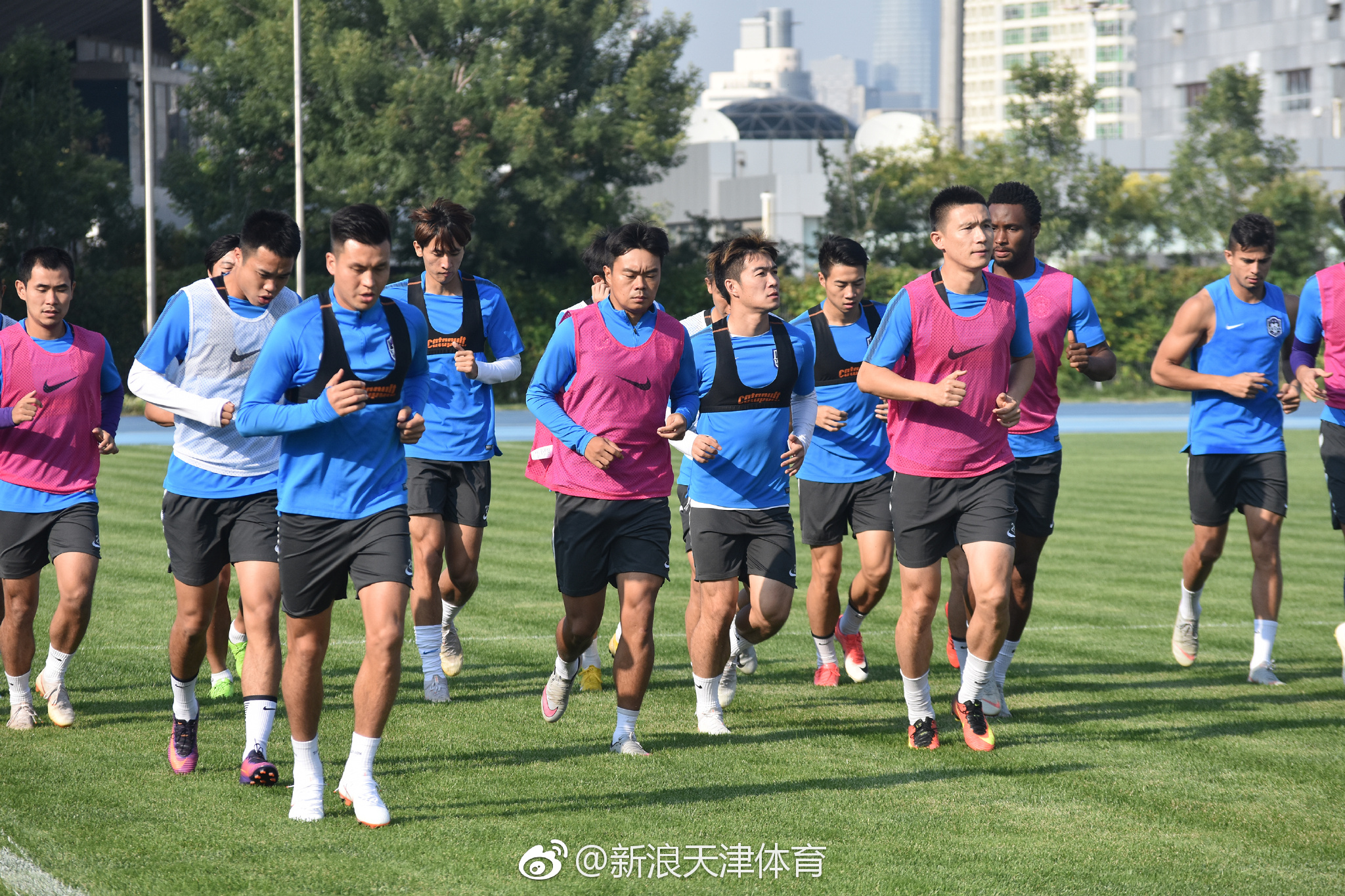 北京人和新援火力全开，闷平天津泰达的简单介绍