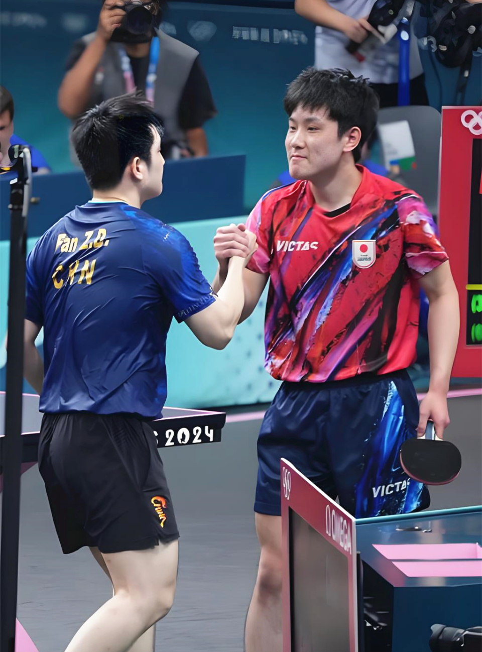 日本队完胜德国队,张继科关键制胜 日本队完胜德国队,张继科关键制胜