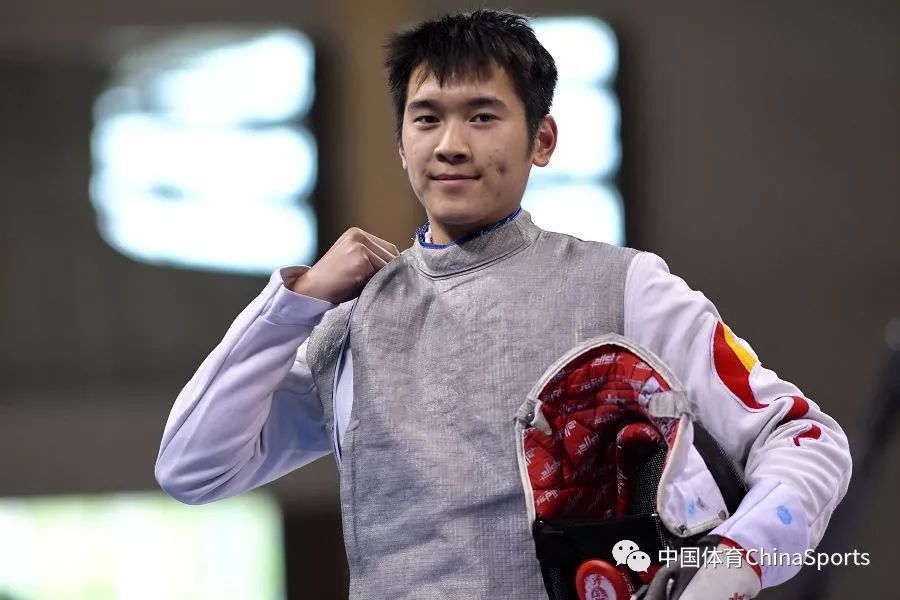 比利时选手夺得击剑比赛冠军 比利时选手夺得击剑比赛冠军