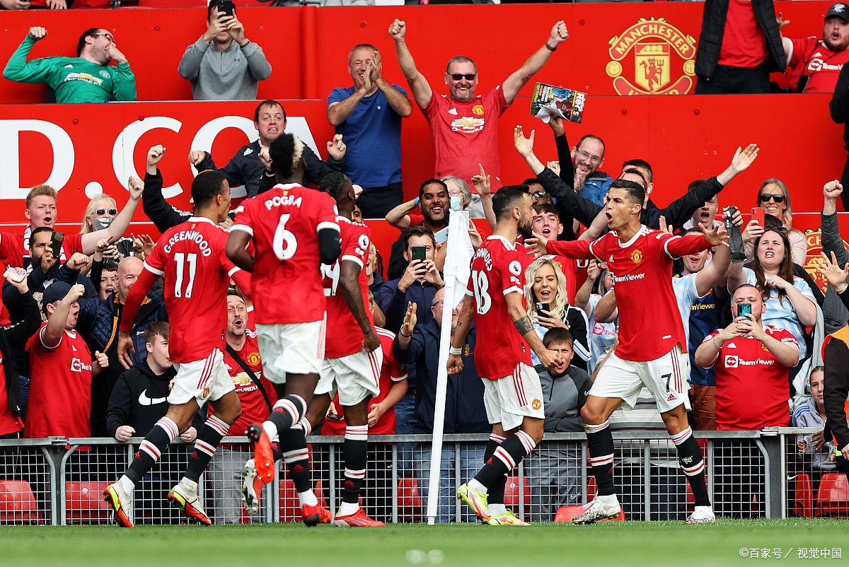 包含曼联主场战胜桑德兰，豪取联赛三连胜的词条