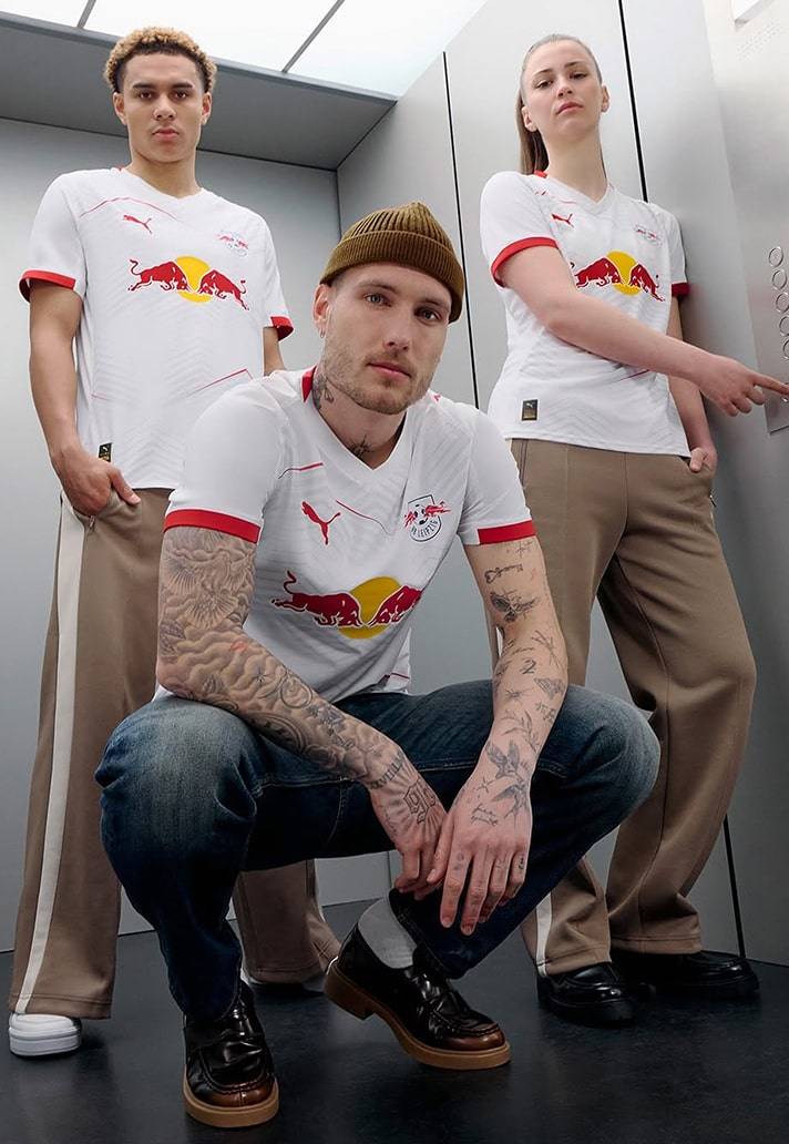 RB莱比锡豪取三分取得赛季首场胜利的简单介绍