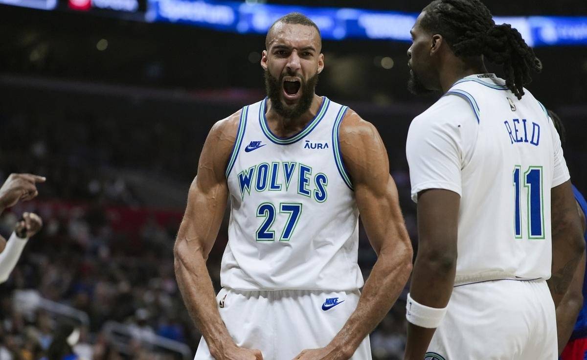 独行侠力克巴西男篮,伦纳德打破历史纪录的简单介绍 独行侠力克巴西男篮,伦纳德打破历史纪录的简单介绍