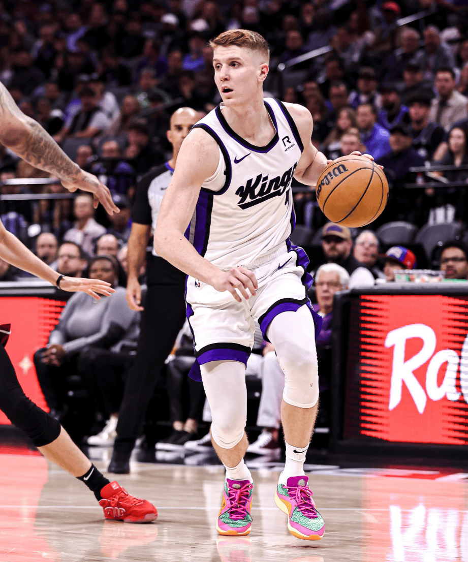 篮网逆转国王，德罗赞带队取胜