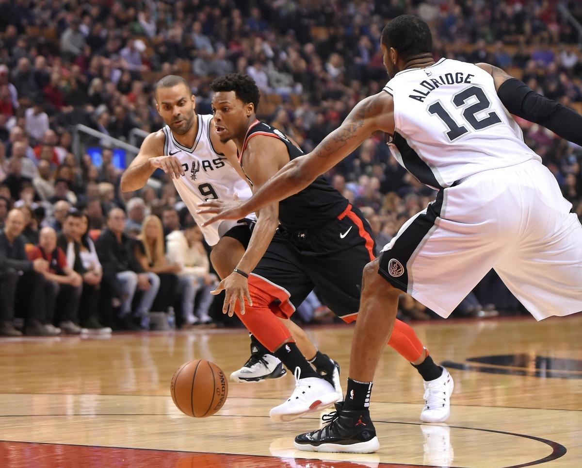 猛龙碾压马刺，武切维奇刷新纪录的简单介绍