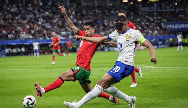 法国队备受瞩目，即将挑战奥地利队