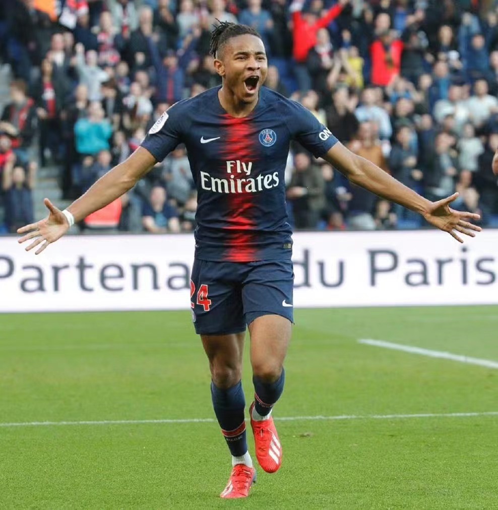 瓦伦西亚力克荷兰,恩昆库高光表现的简单介绍 瓦伦西亚力克荷兰,恩昆库高光表现的简单介绍