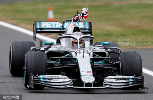 包含梅赛德斯绝杀威廉姆斯,汉密尔顿统治全场的词条 包含梅赛德斯绝杀威廉姆斯,汉密尔顿统治全场的词条