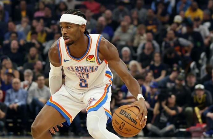 关于顶尖中场将在比赛中展现控场能力的信息