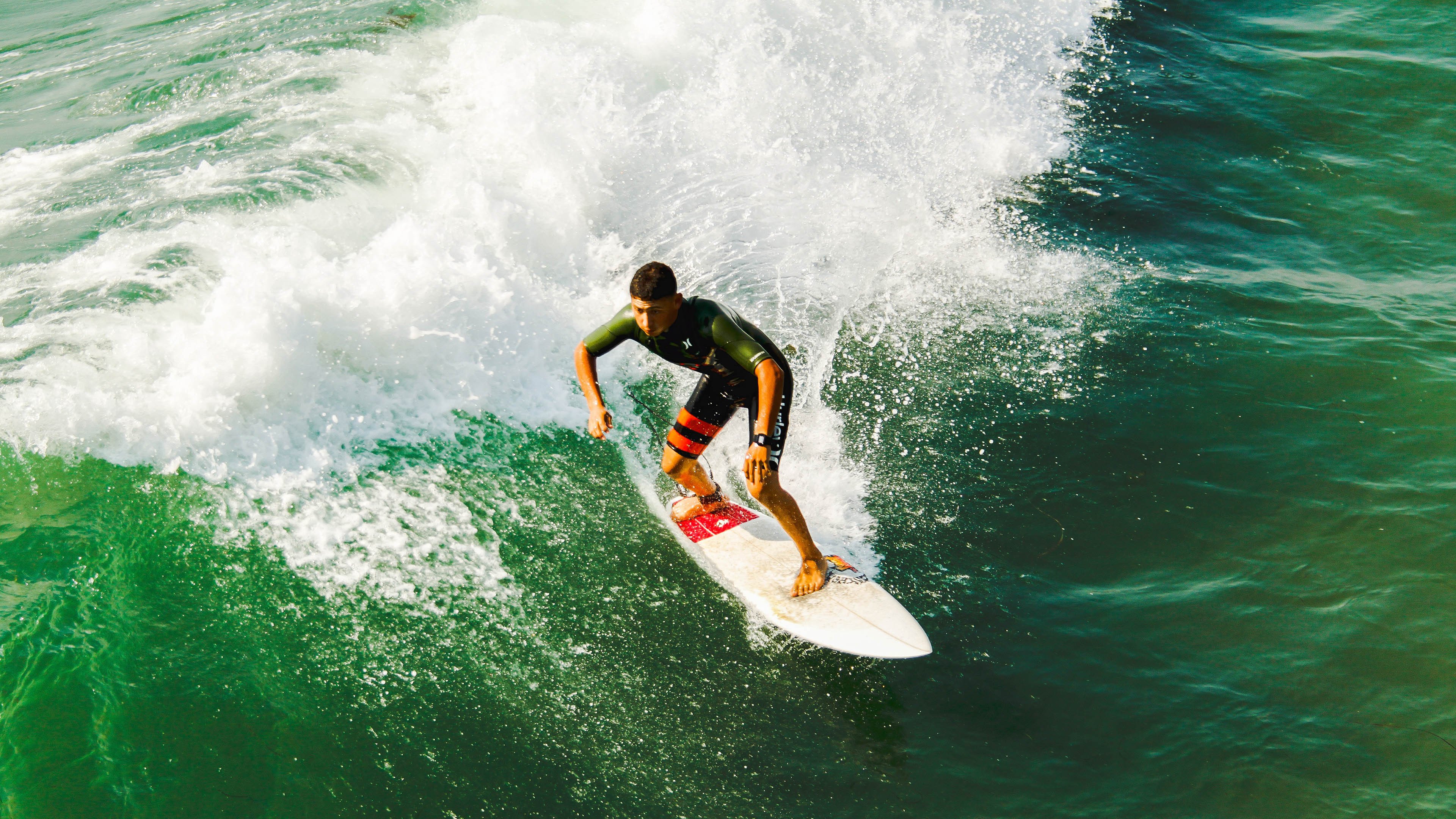 加维压力下的爆发，新西兰连续得分如何压制波兰