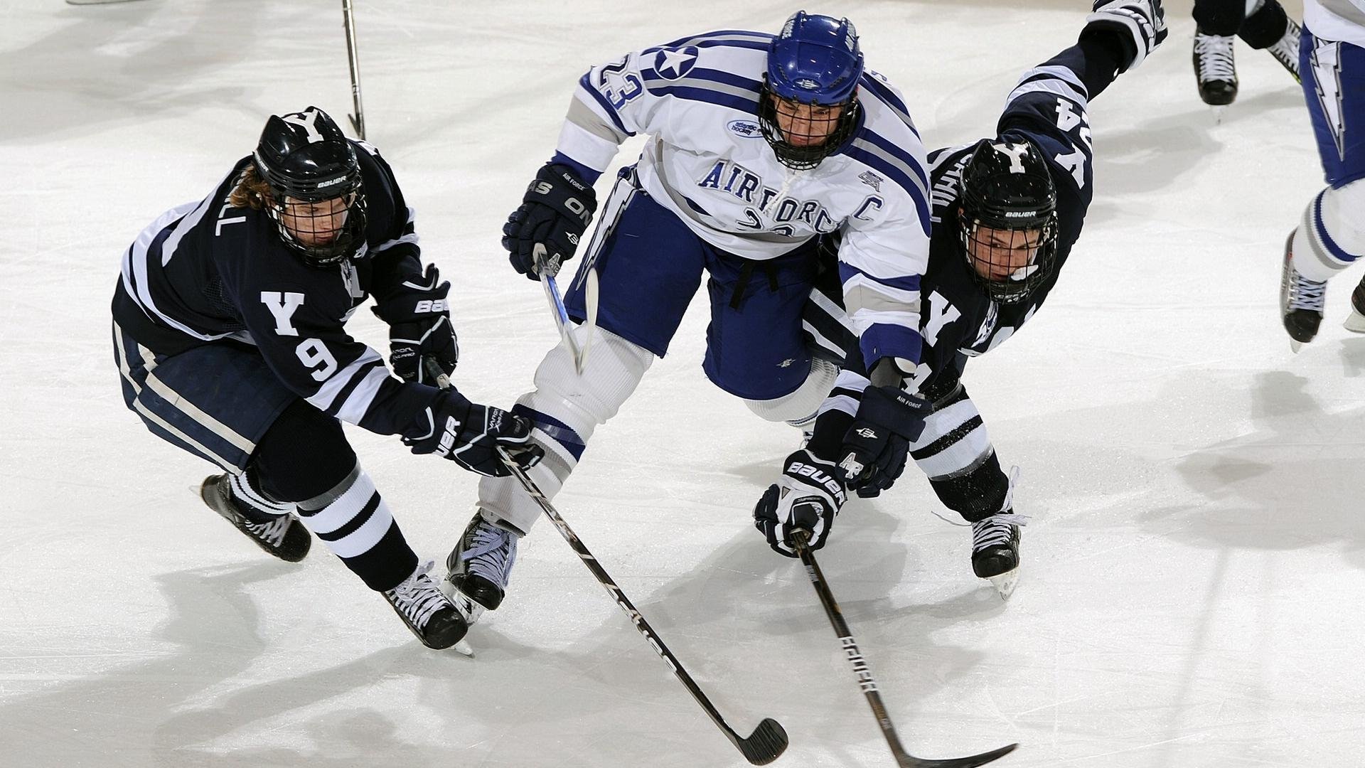 英超争冠焦点战，亚特兰大压制波兰战术的现代启示